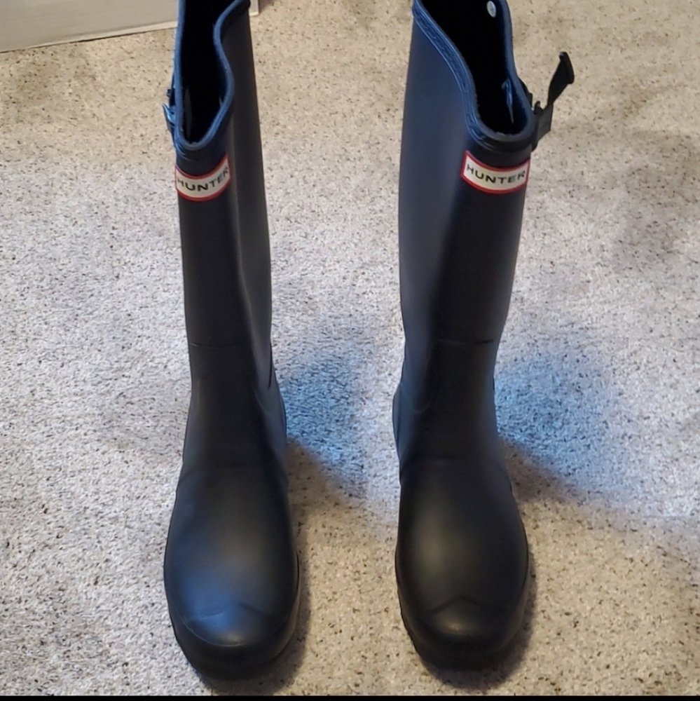Hunter black boots sz 8